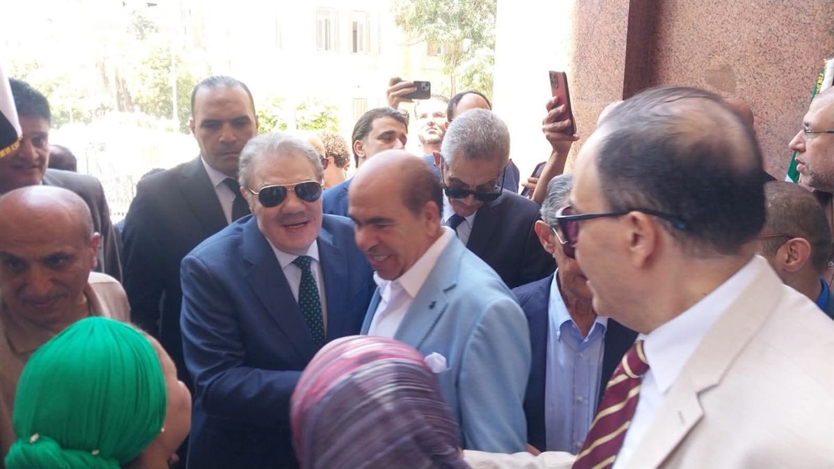 قيادات الوفد يعلنون مساندة الدولة المصرية ويؤكدون: نثق في قدرة «البدوي» على إعادة الحزب إلى مكانه الطبيعي - صورة 1