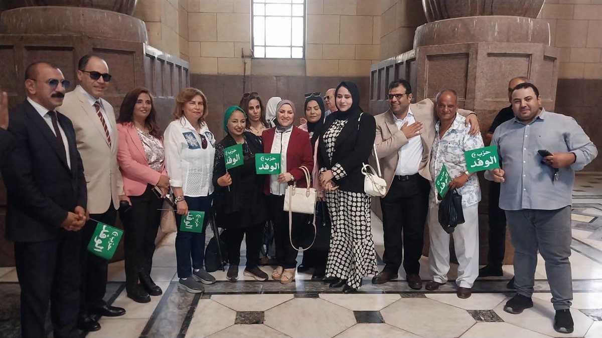 قيادات الوفد يعلنون مساندة الدولة المصرية ويؤكدون: نثق في قدرة «البدوي» على إعادة الحزب إلى مكانه الطبيعي - صورة 12