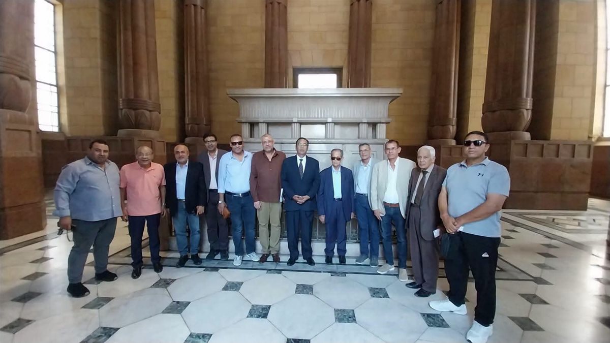 قيادات الوفد يعلنون مساندة الدولة المصرية ويؤكدون: نثق في قدرة «البدوي» على إعادة الحزب إلى مكانه الطبيعي - صورة 18